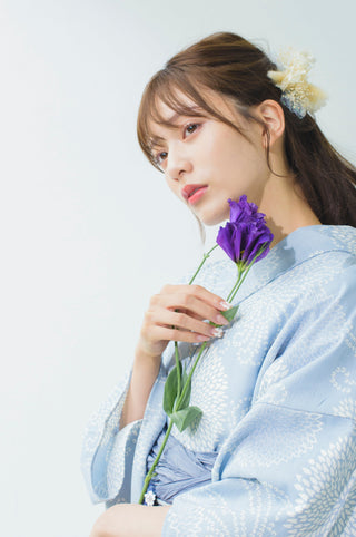 芸能モデル着用