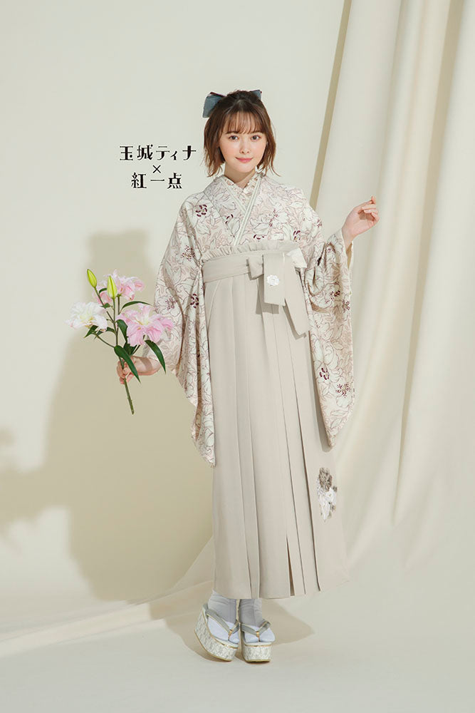 玉城ティナ×紅一点 IN-34 – Memories Closet