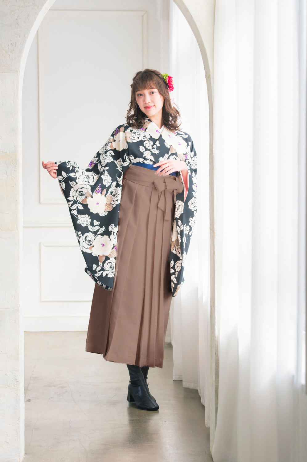 JAPAN STYLE×中村里砂 21JN-5 黒 牡丹 / 白 袴 – Memories Closet